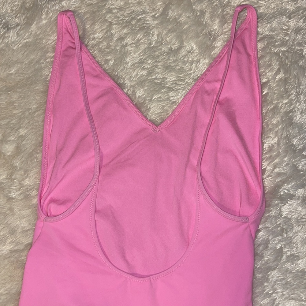 Pink bodysuit 💞 - Picture 3 of 5